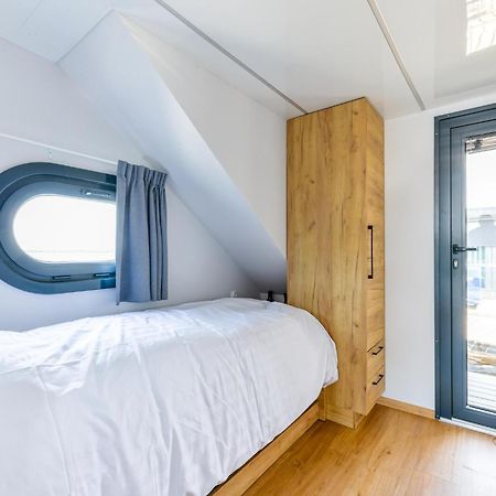 Tiny Houseboat De Woudaap - I Hotel Uitgeest Buitenkant foto